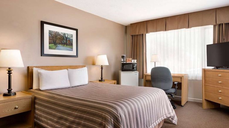 <b>Travelodge Simcoe Room</b>. Images powered by <a href="https://iceportal.shijigroup.com/" title="IcePortal" target="_blank">IcePortal</a>.