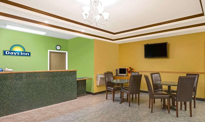 Days Inn Butler Exterior