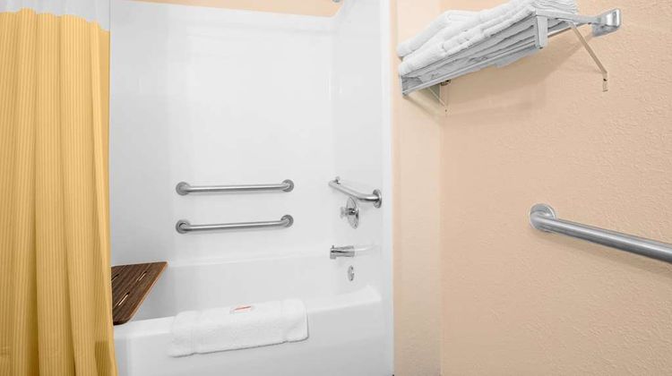 Days Inn Butler Room