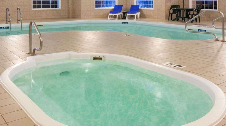 Super 8 Morden Pool