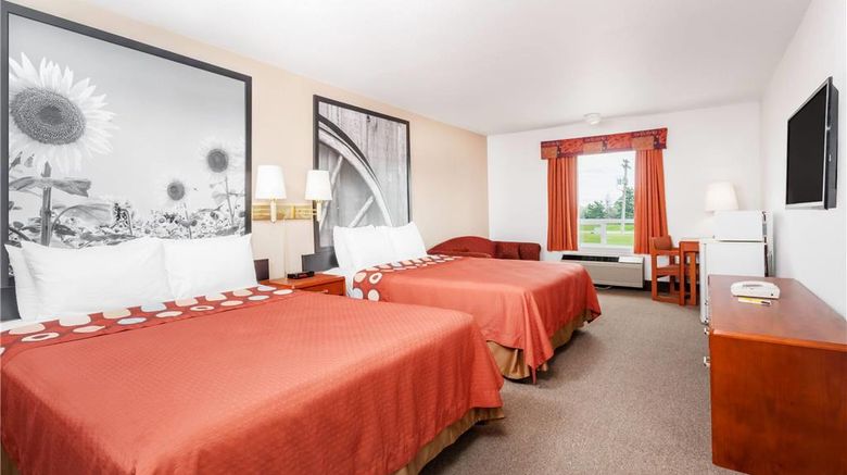 <b>Super 8 Morden Room</b>. Images powered by <a href="https://iceportal.shijigroup.com/" title="IcePortal" target="_blank">IcePortal</a>.