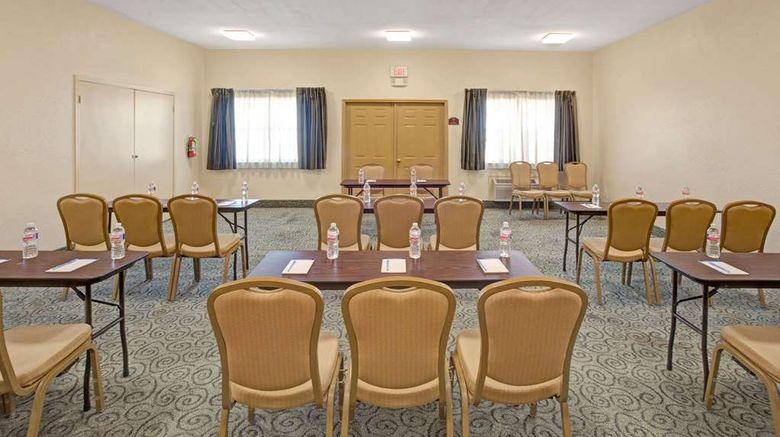 <b>Super 8 Dallas East near Fair Park Meeting</b>. Images powered by <a href="https://iceportal.shijigroup.com/" title="IcePortal" target="_blank">IcePortal</a>.