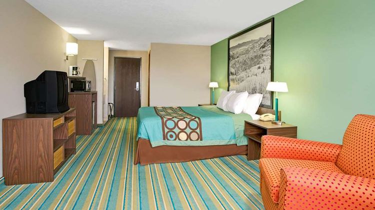 Super 8 Denver Stapleton Room