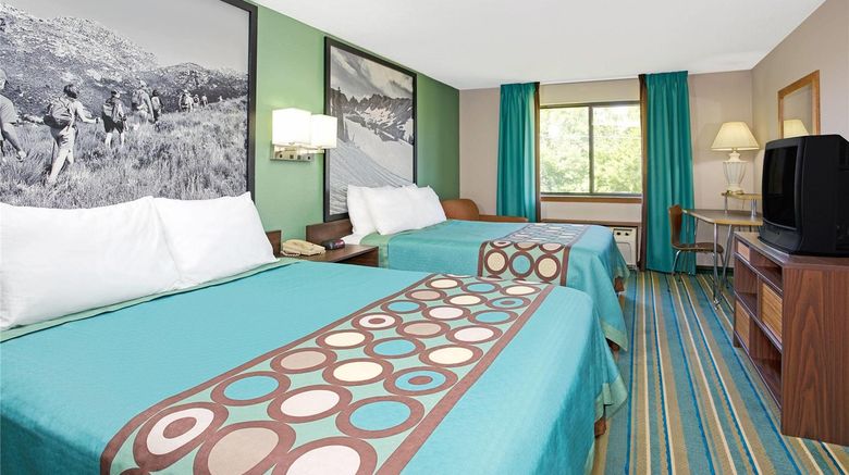 <b>Super 8 Denver Stapleton Room</b>. Images powered by <a href="https://iceportal.shijigroup.com/" title="IcePortal" target="_blank">IcePortal</a>.