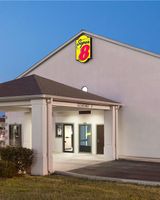 Super 8 Booneville