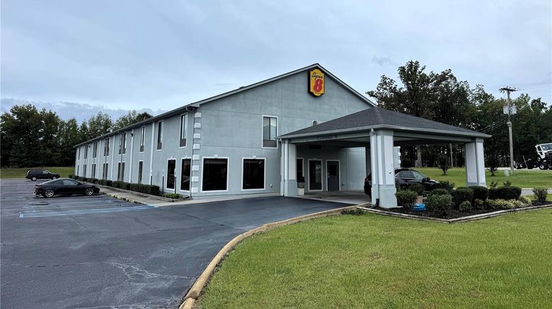 <b>Super 8 Booneville Exterior</b>. Images powered by <a href="https://iceportal.shijigroup.com/" title="IcePortal" target="_blank">IcePortal</a>.