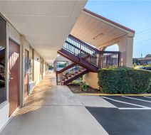 Super 8 Commerce Exterior