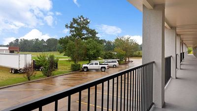 Super 8 Brookhaven
