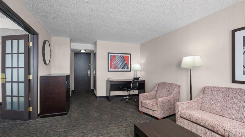 <b>Ramada Plaza Regina Suite</b>. Images powered by <a href="https://iceportal.shijigroup.com/" title="IcePortal" target="_blank">IcePortal</a>.