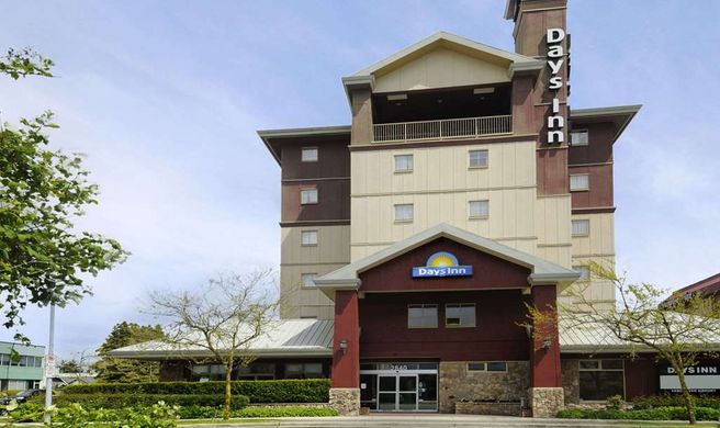 Days Inn Vancouver Airport Exterior