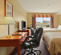 Days Inn Vancouver Airport Room