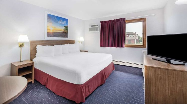 Days Inn Monticello Room