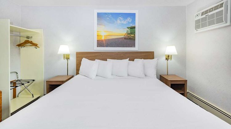 Days Inn Monticello Room