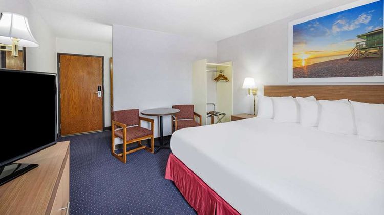 Days Inn Monticello Room