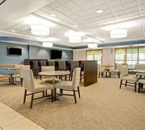 Wingate by Wyndham Fargo Lobby