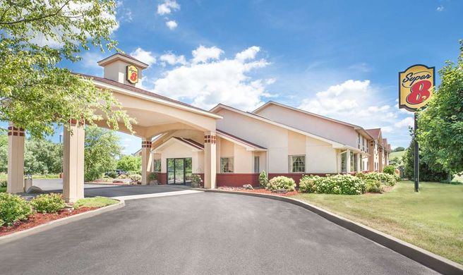 Super 8 Cobleskill Exterior
