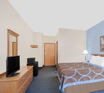 Super 8 Cobleskill Room