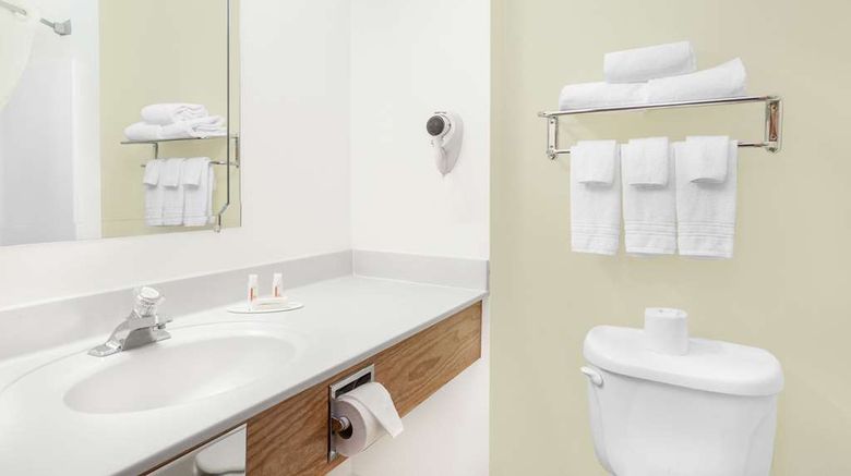 <b>Super 8 Cobleskill Room</b>. Images powered by <a href="https://iceportal.shijigroup.com/" title="IcePortal" target="_blank">IcePortal</a>.