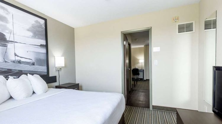 Super 8 Truro Room