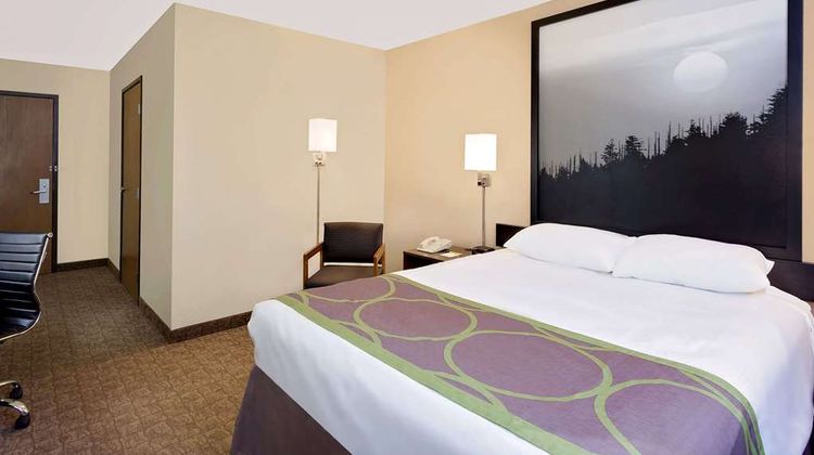Super 8 Lebanon Room