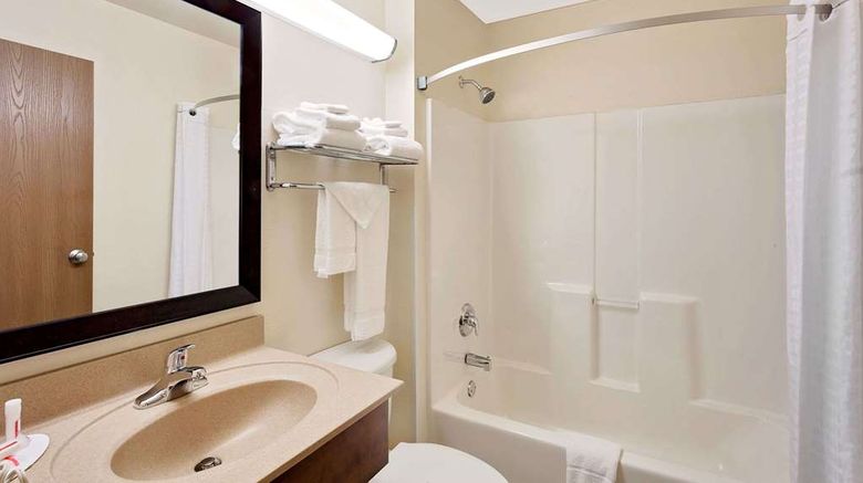 <b>Super 8 Lebanon Room</b>. Images powered by <a href="https://iceportal.shijigroup.com/" title="IcePortal" target="_blank">IcePortal</a>.