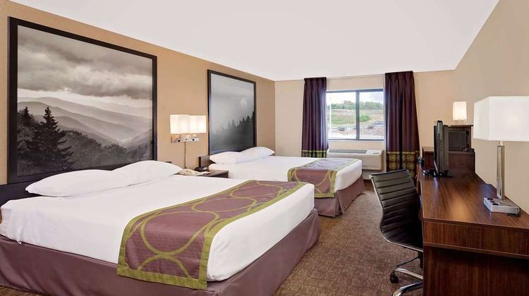 Super 8 Lebanon Room