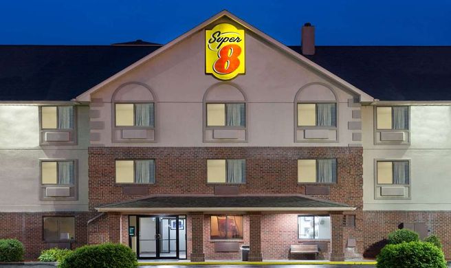 Super 8 Morgantown Exterior