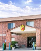 Super 8 Chanute