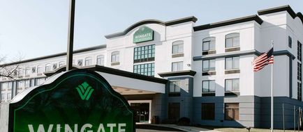 Wingate by Wyndham Chantilly/Dulles Arpt Exterior