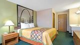 Super 8 Eureka/Six Flags Nearby Room