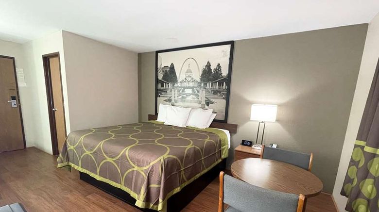 <b>Super 8 Eureka/Six Flags Nearby Room</b>. Images powered by <a href="https://iceportal.shijigroup.com/" title="IcePortal" target="_blank">IcePortal</a>.