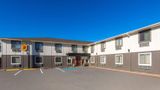 Super 8 Rock Port Exterior