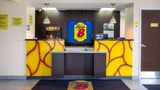 Super 8 Salisbury Lobby