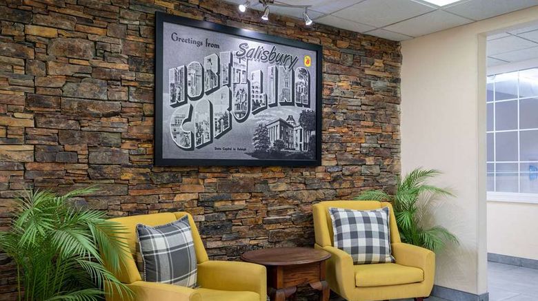 <b>Super 8 Salisbury Lobby</b>. Images powered by <a href="https://iceportal.shijigroup.com/" title="IcePortal" target="_blank">IcePortal</a>.