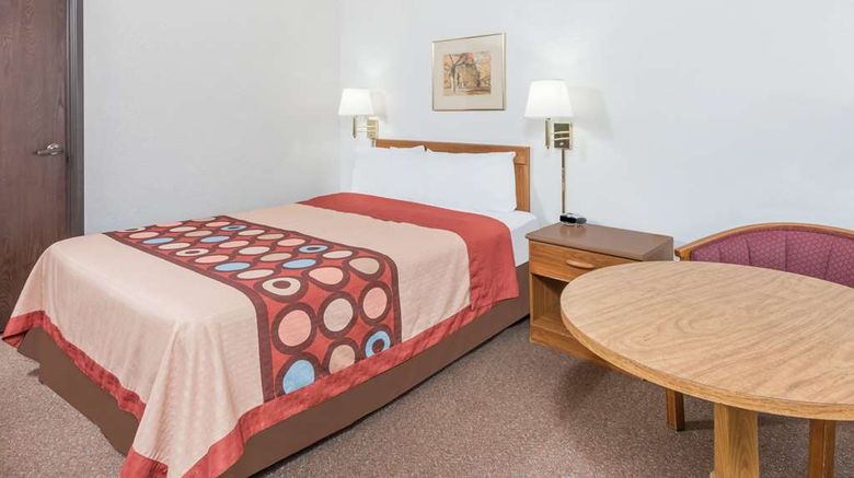 <b>Super 8 Newcomerstown Room</b>. Images powered by <a href="https://iceportal.shijigroup.com/" title="IcePortal" target="_blank">IcePortal</a>.