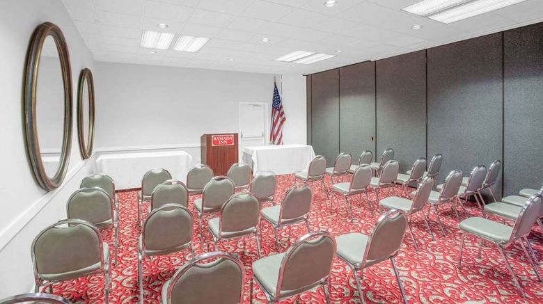 <b>Ramada Barstow Meeting</b>. Images powered by <a href="https://iceportal.shijigroup.com/" title="IcePortal" target="_blank">IcePortal</a>.