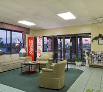 Knights Inn Brenham Lobby