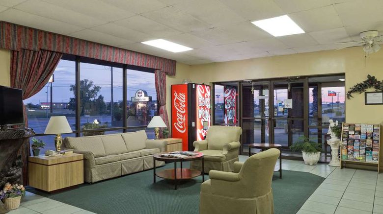 <b>Knights Inn Brenham Lobby</b>. Images powered by <a href="https://iceportal.shijigroup.com/" title="IcePortal" target="_blank">IcePortal</a>.