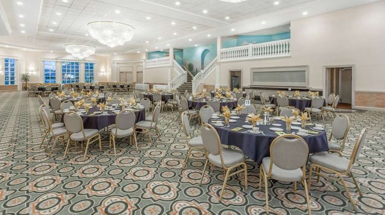 <b>Ramada Hammond Hotel & Conference Center Meeting</b>. Images powered by <a href="https://iceportal.shijigroup.com/" title="IcePortal" target="_blank">IcePortal</a>.