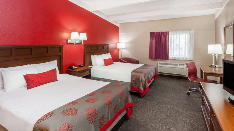<b>Ramada Hammond Hotel & Conference Center Room</b>. Images powered by <a href="https://iceportal.shijigroup.com/" title="IcePortal" target="_blank">IcePortal</a>.