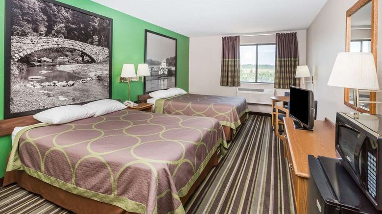 <b>Super 8 Sioux City South Room</b>. Images powered by <a href="https://iceportal.shijigroup.com/" title="IcePortal" target="_blank">IcePortal</a>.