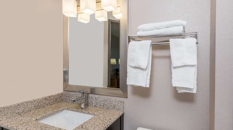 <b>Super 8 Sioux City South Room</b>. Images powered by <a href="https://iceportal.shijigroup.com/" title="IcePortal" target="_blank">IcePortal</a>.