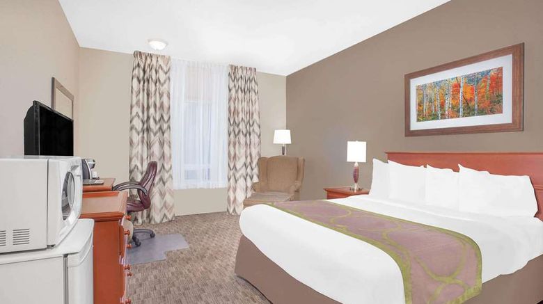 <b>Super 8 Athabasca Room</b>. Images powered by <a href="https://iceportal.shijigroup.com/" title="IcePortal" target="_blank">IcePortal</a>.