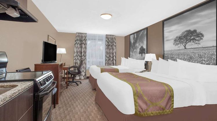 Super 8 Athabasca Room