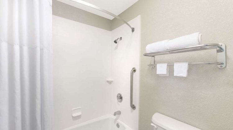 Days Inn Snyder Room