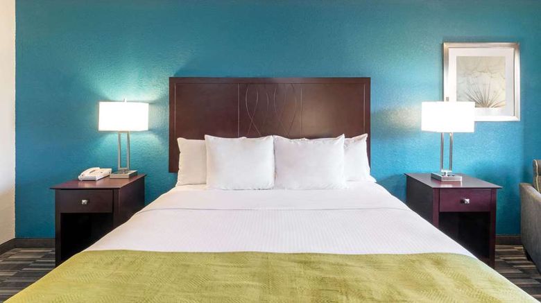 <b>Days Inn Snyder Room</b>. Images powered by <a href="https://iceportal.shijigroup.com/" title="IcePortal" target="_blank">IcePortal</a>.