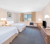 Days Inn West Rapid City Room