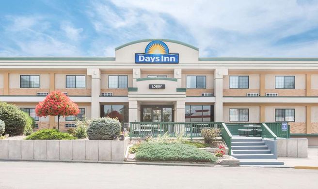 Days Inn West Rapid City Exterior
