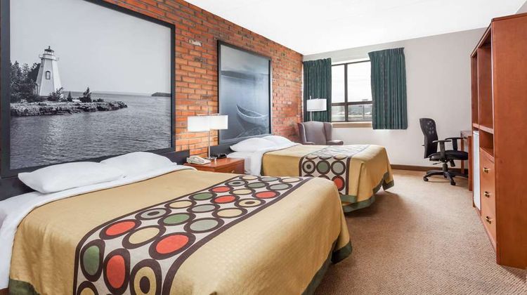Super 8 Sudbury Room
