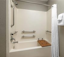 Baymont by Wyndham Pooler/Savannah Room